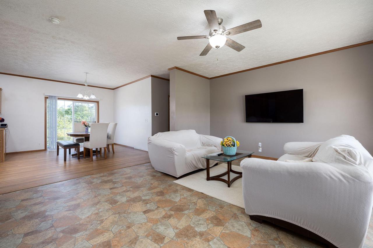 W7976 Vermeer STREET