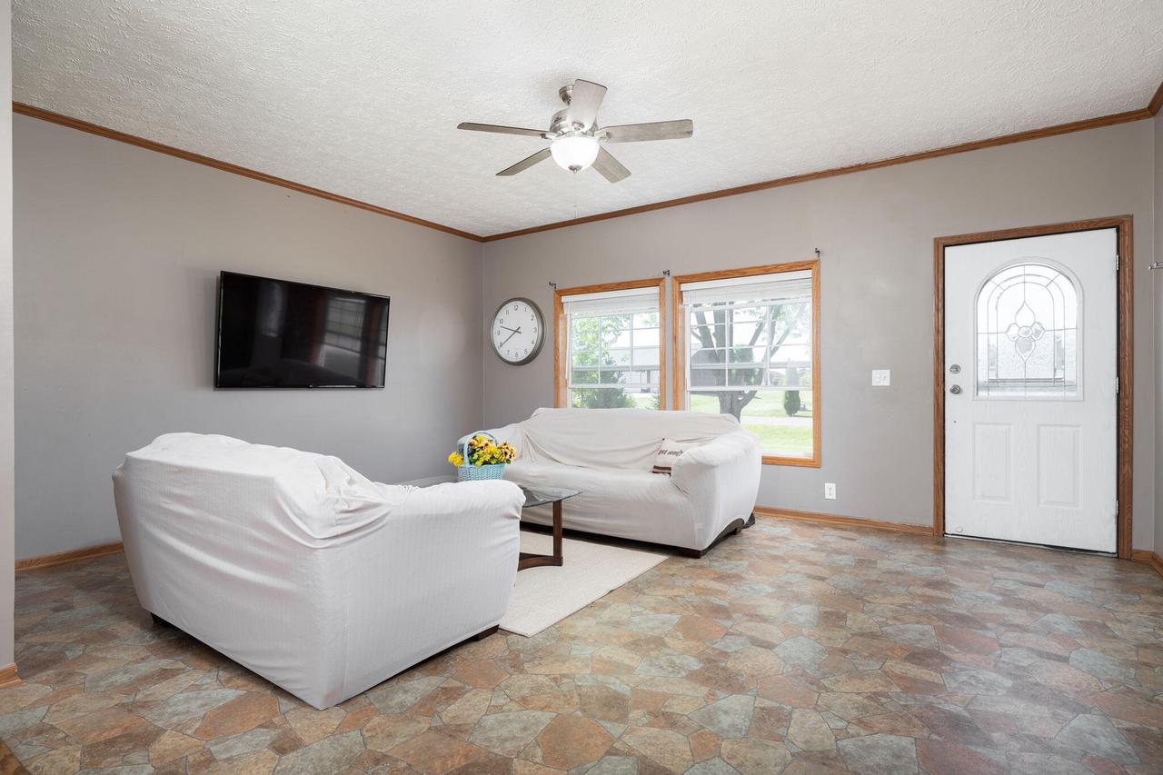 W7976 Vermeer STREET