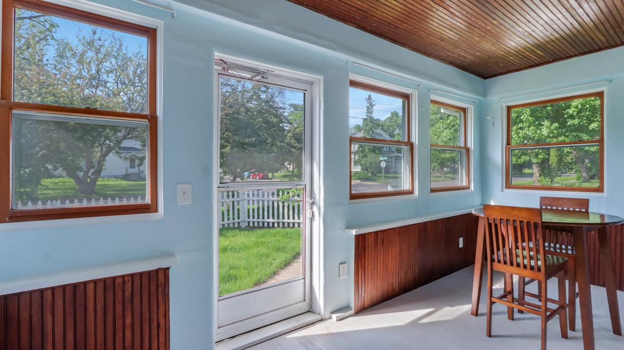 343 Jefferson STREET