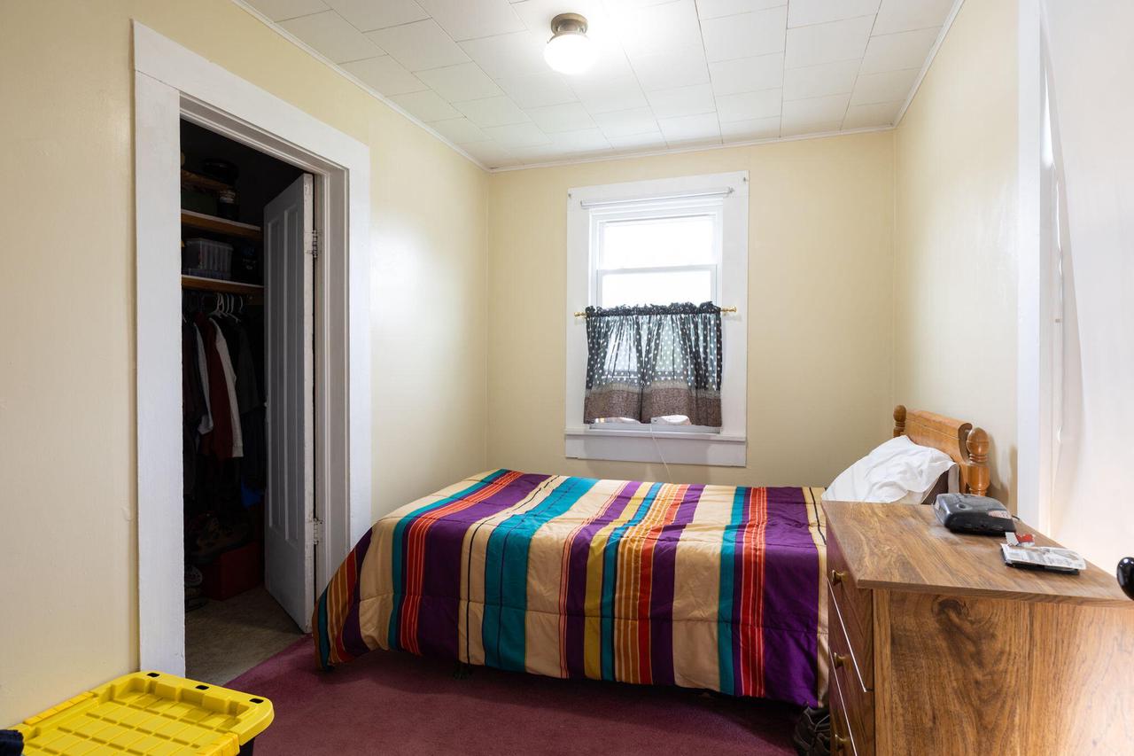 421 Hamilton STREET EAST East