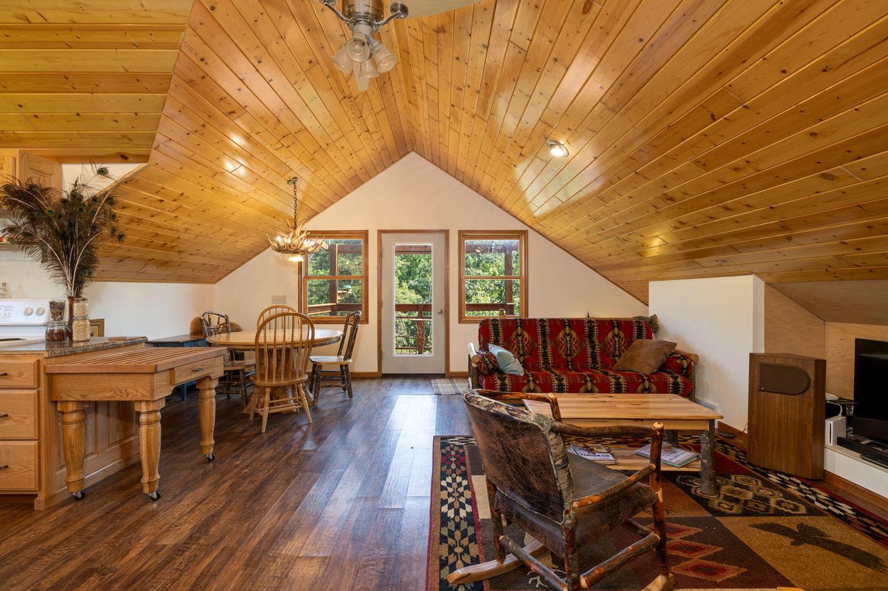 N9495 Radcliffe ROAD 2