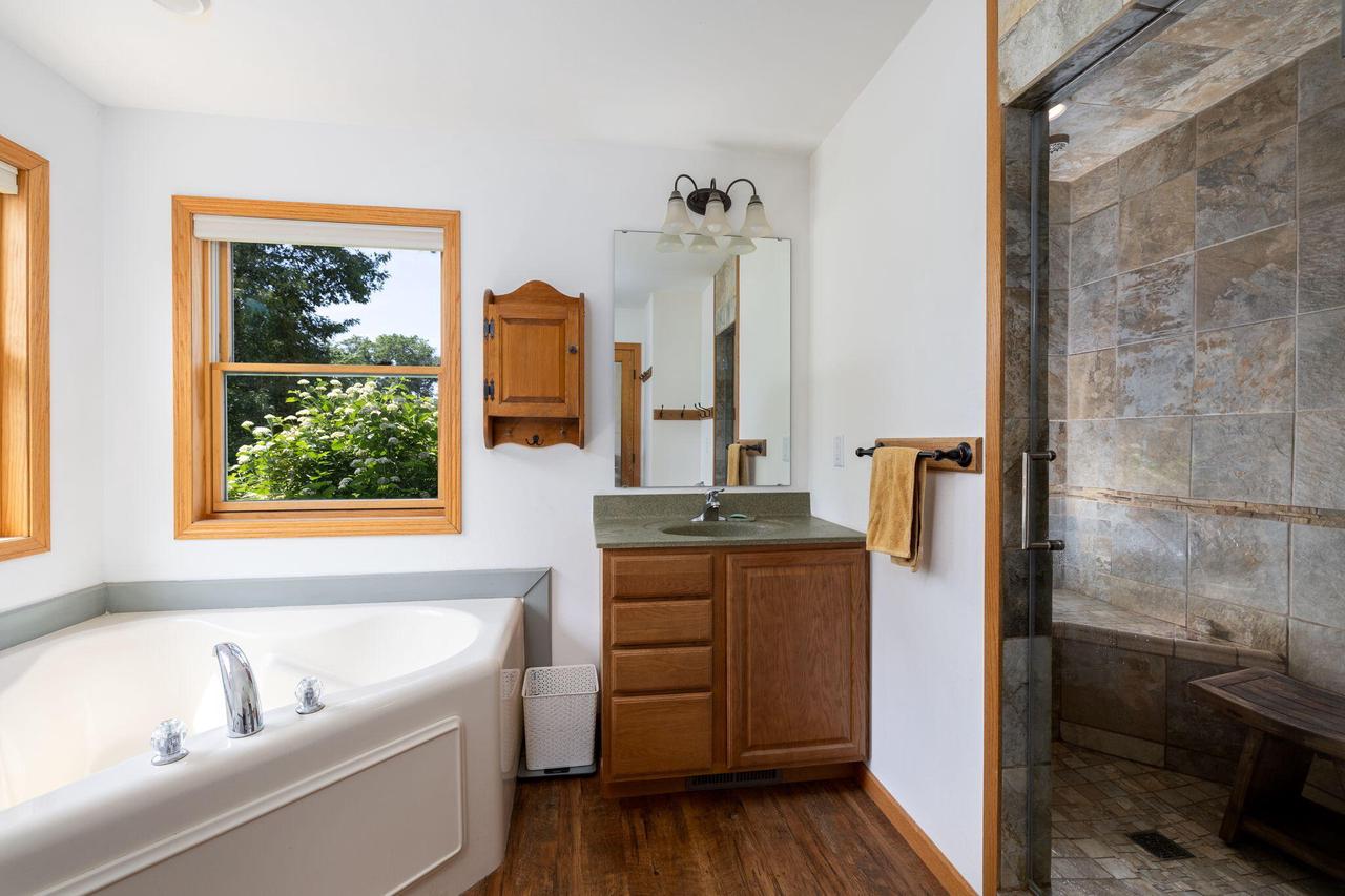 N9495 Radcliffe ROAD 2