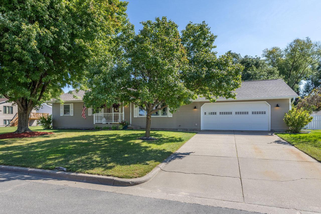 2707 Cedar AVENUE SOUTH South