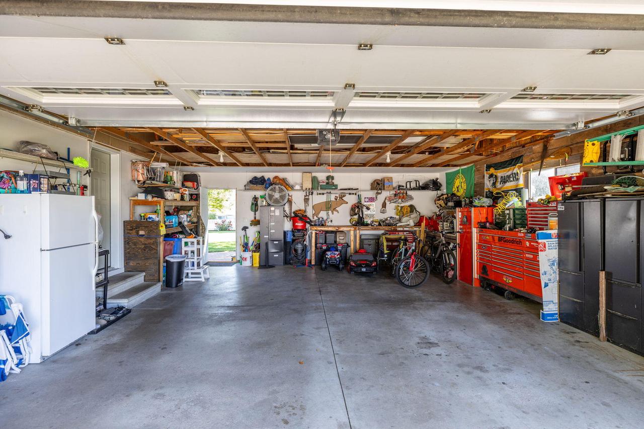 2707 Cedar AVENUE SOUTH South