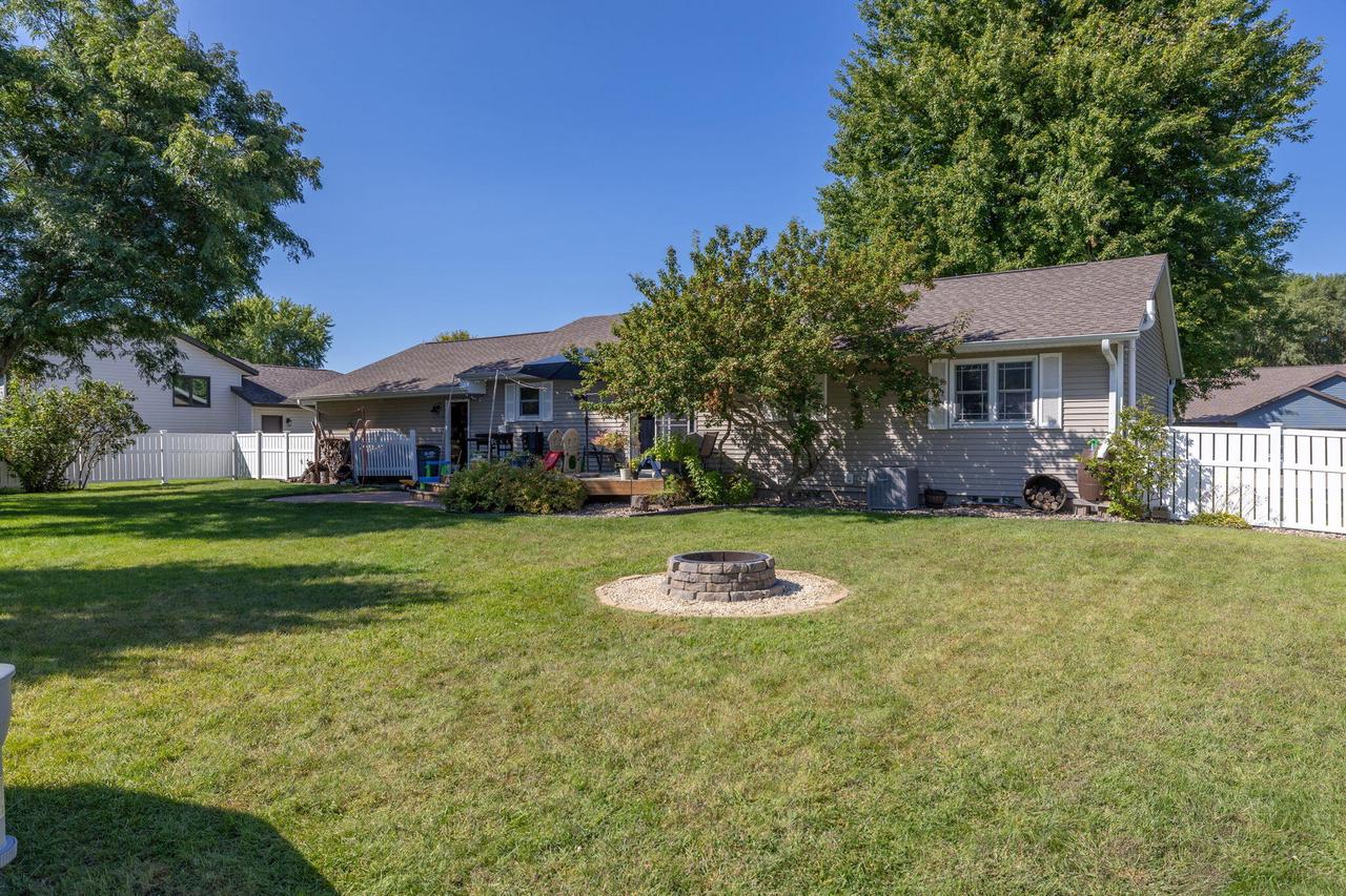 2707 Cedar AVENUE SOUTH South