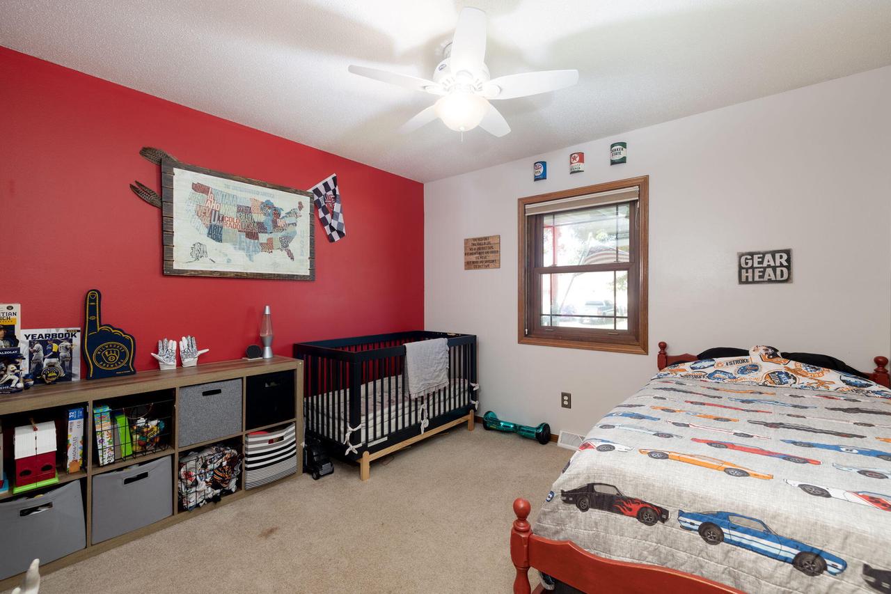 2707 Cedar AVENUE SOUTH South