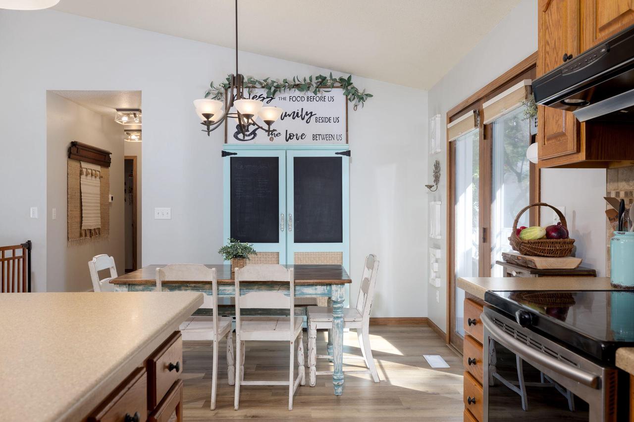 2707 Cedar AVENUE SOUTH South