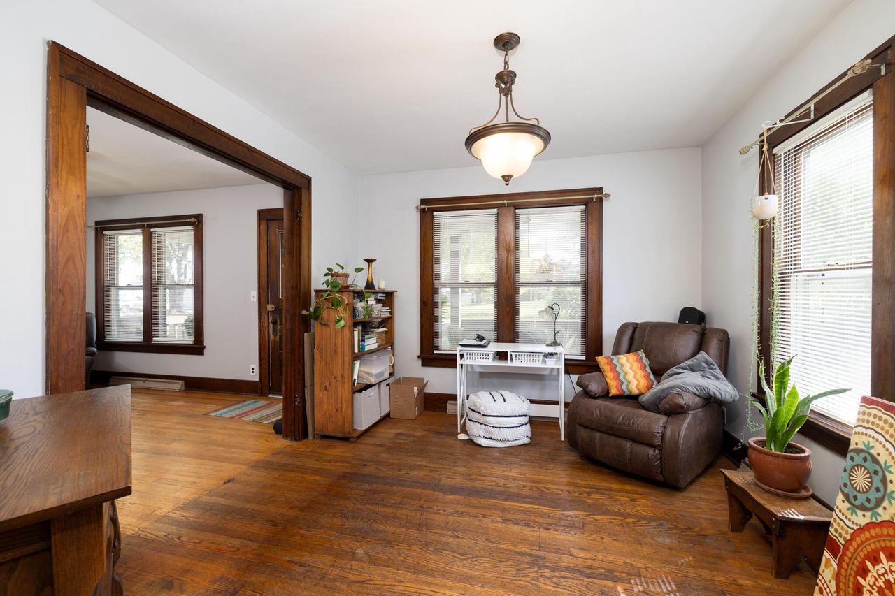 102 Oak STREET NORTH North