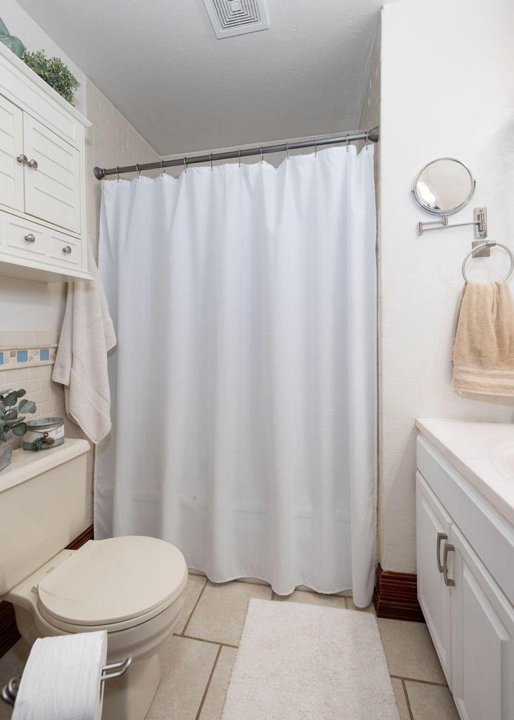 235 Garland STREET EAST East