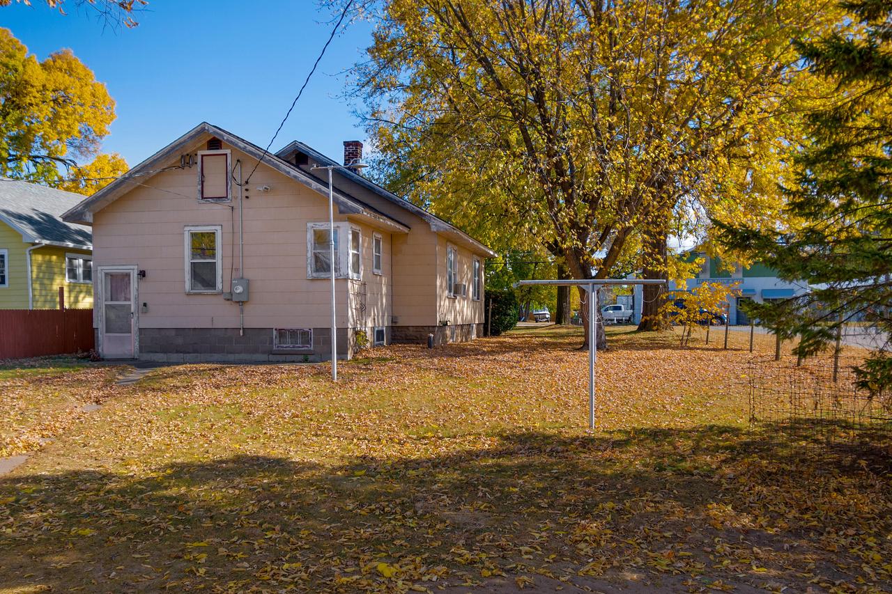 1403 Bainbridge STREET