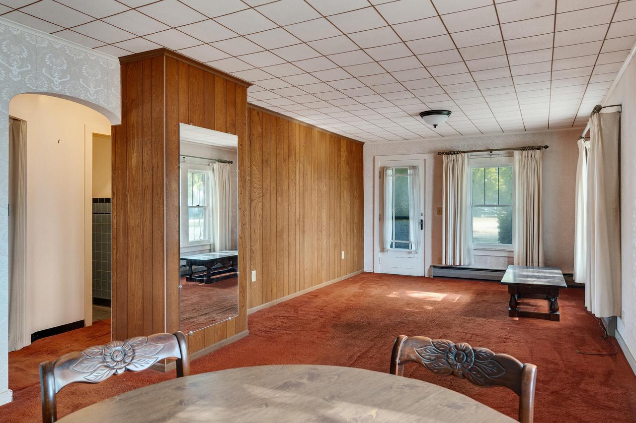 1403 Bainbridge STREET