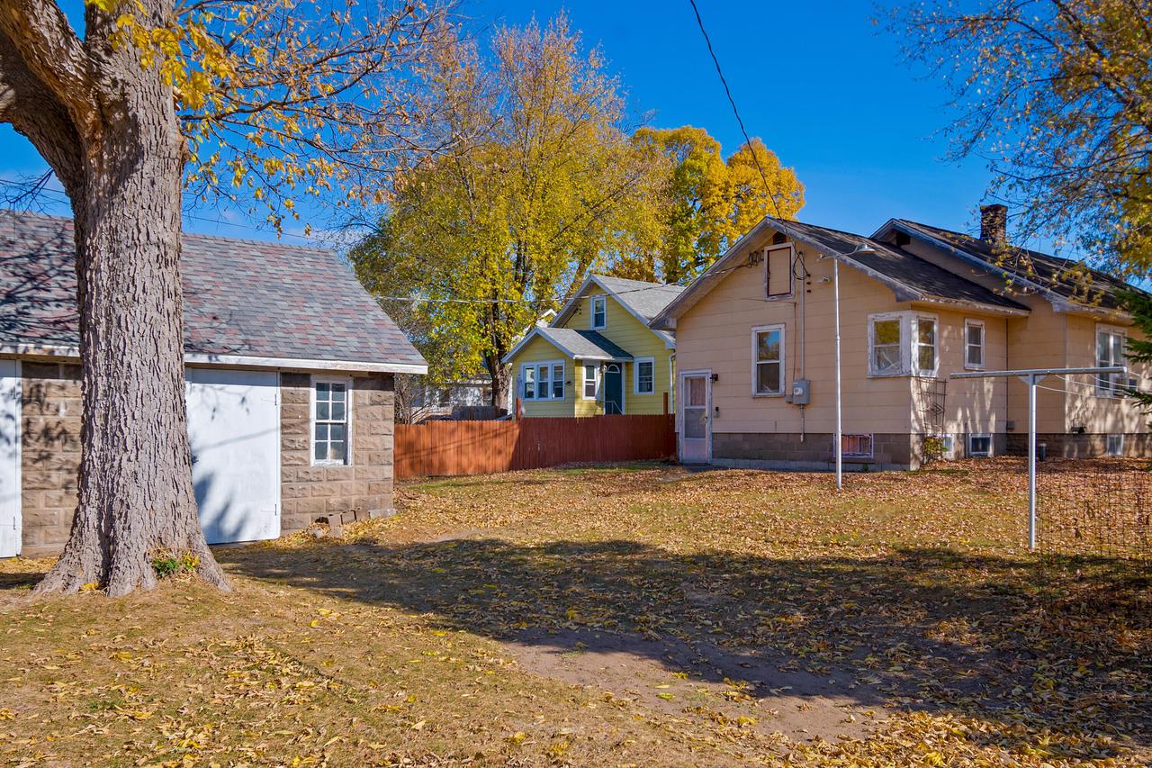 1403 Bainbridge STREET