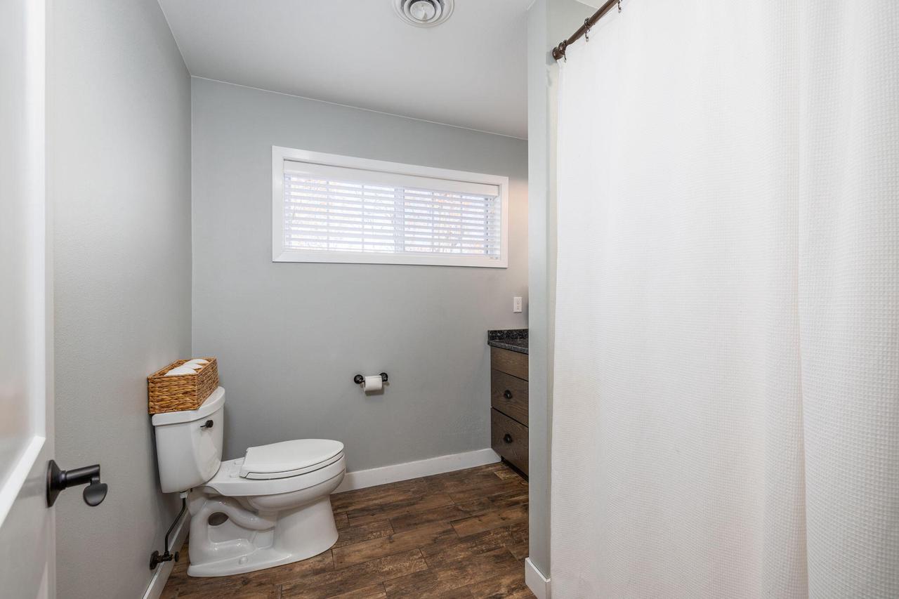 W5420 Innsbruck ROAD