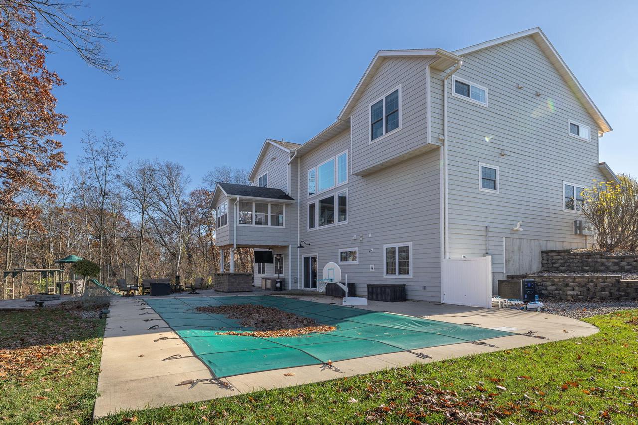 W5420 Innsbruck ROAD