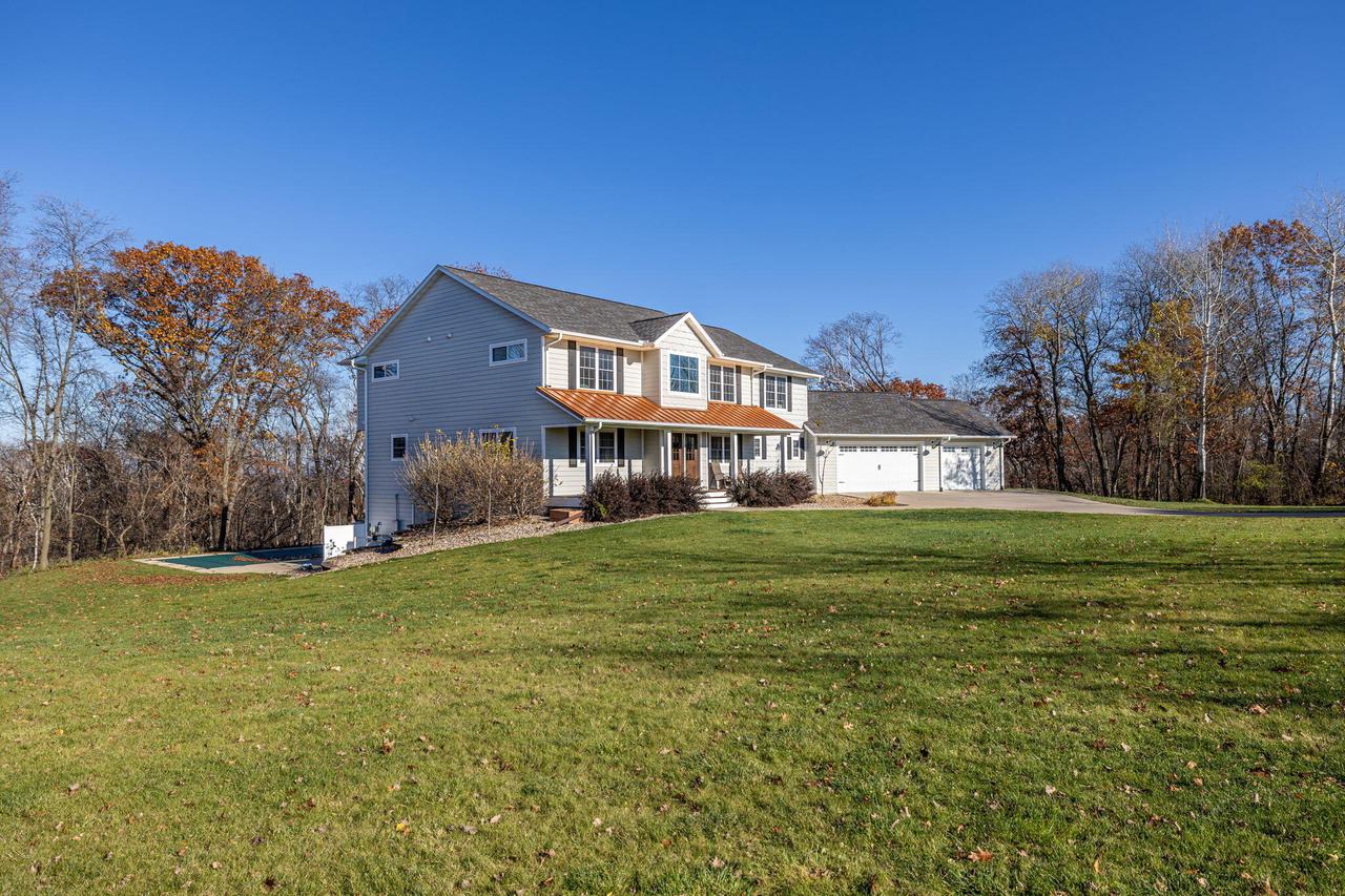 W5420 Innsbruck ROAD