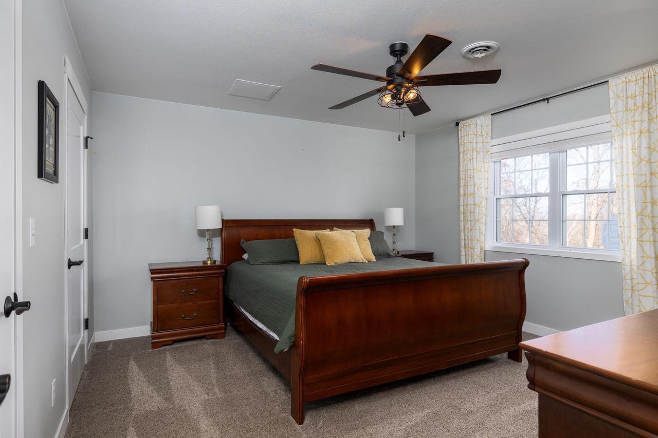 W5420 Innsbruck ROAD