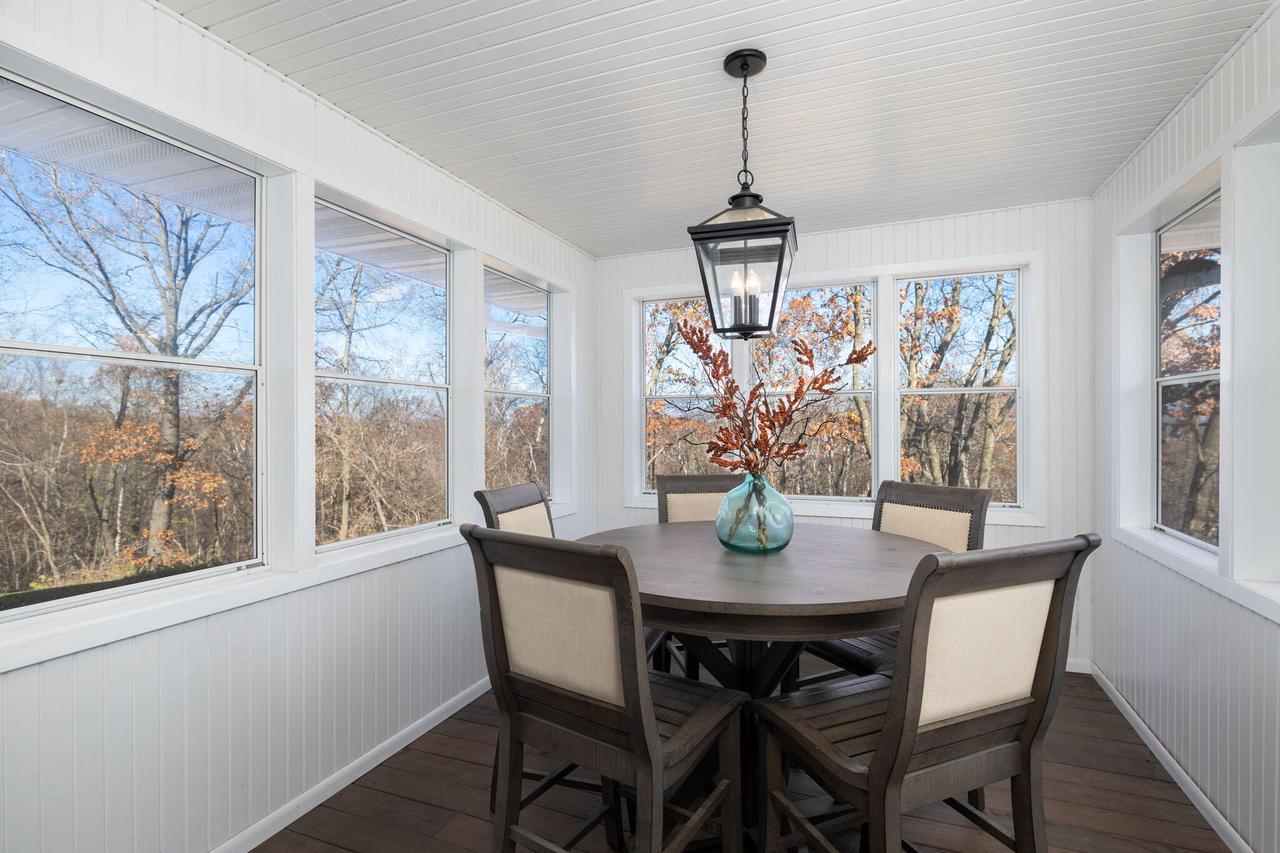 W5420 Innsbruck ROAD