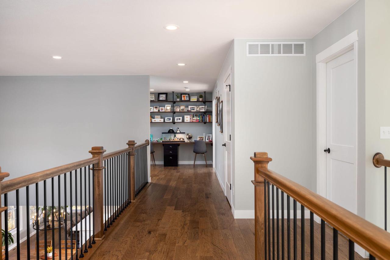 W5420 Innsbruck ROAD