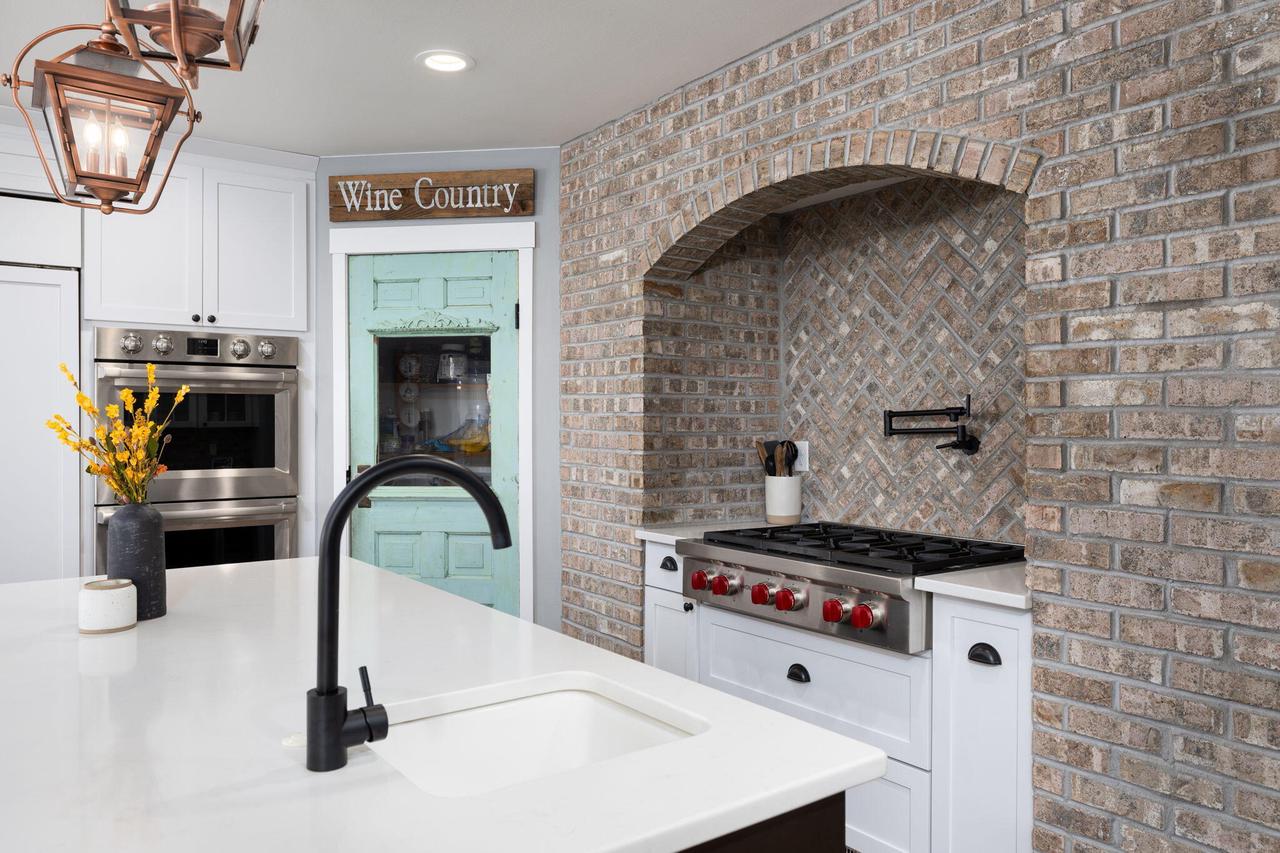 W5420 Innsbruck ROAD