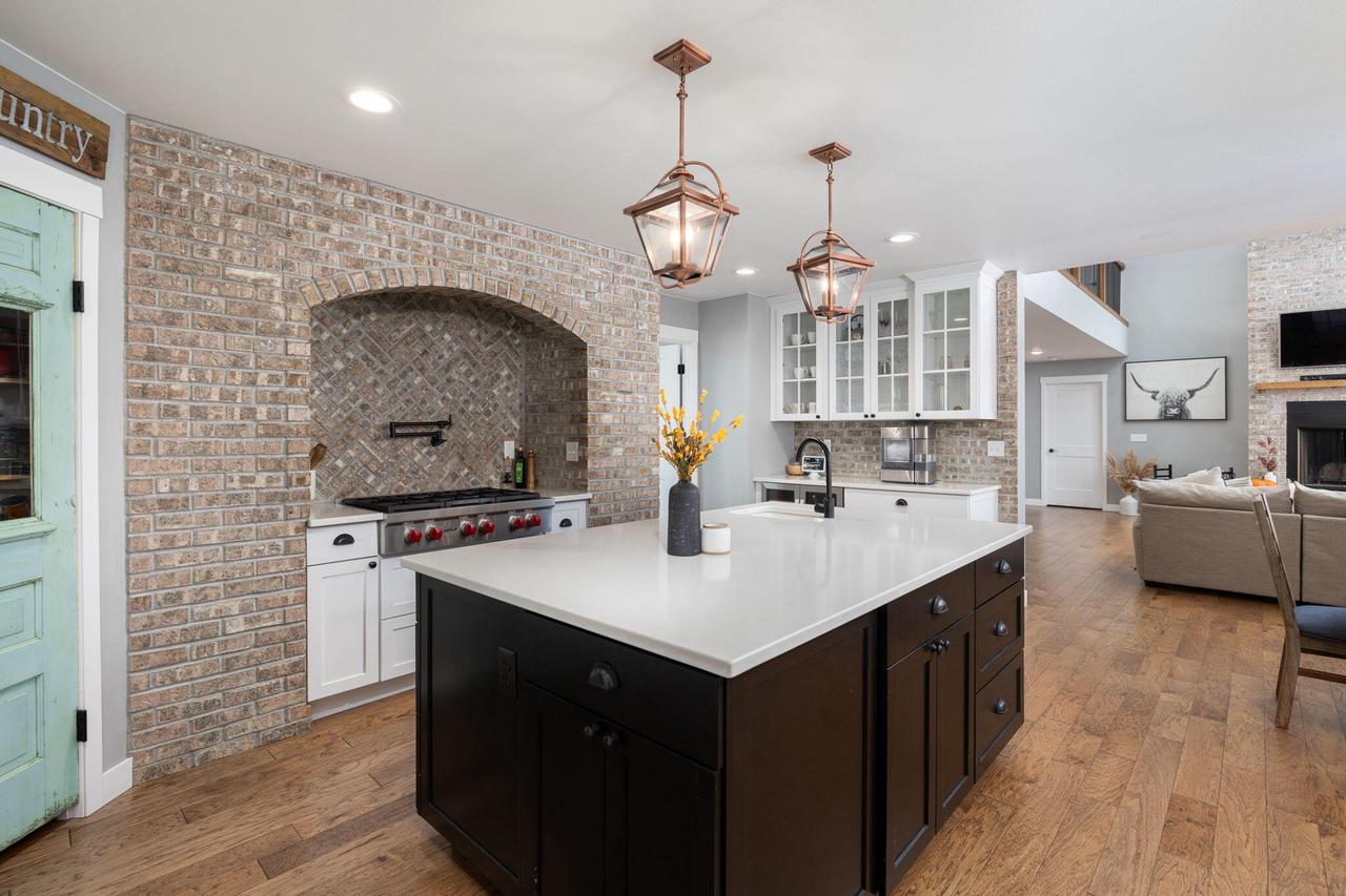 W5420 Innsbruck ROAD