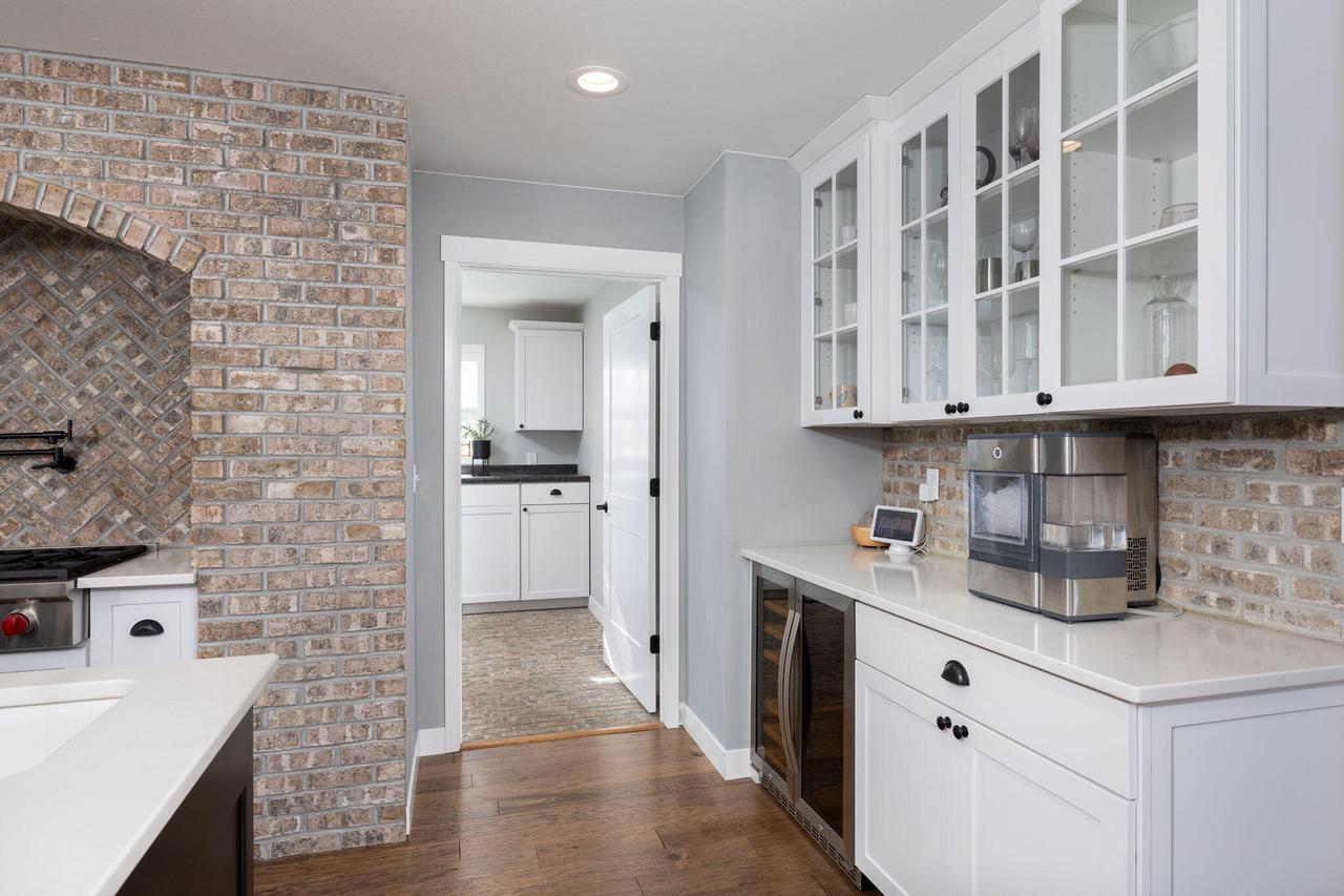 W5420 Innsbruck ROAD