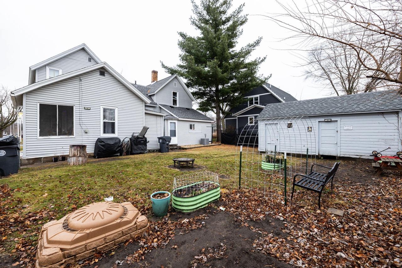 1202-1204 5th AVENUE SOUTH South