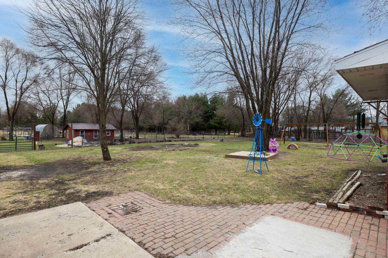 623 Prairie AVENUE