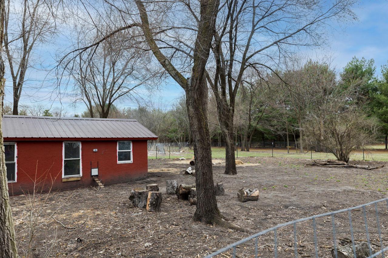 623 Prairie AVENUE
