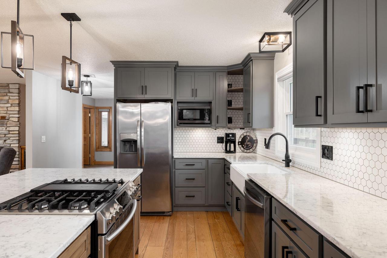 W7312 Sylvester ROAD