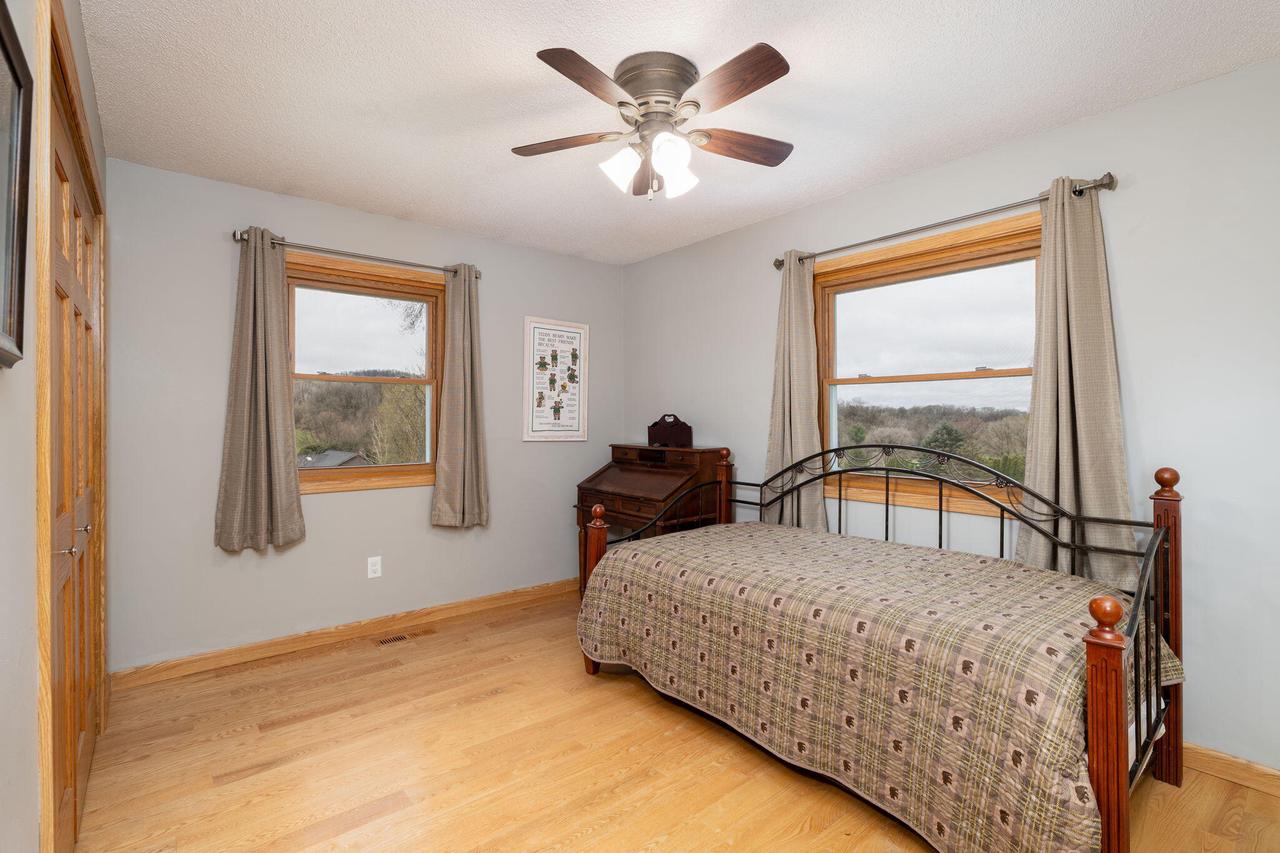 W7312 Sylvester ROAD