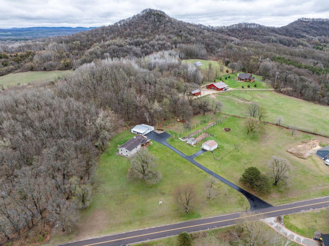 W7312 Sylvester ROAD