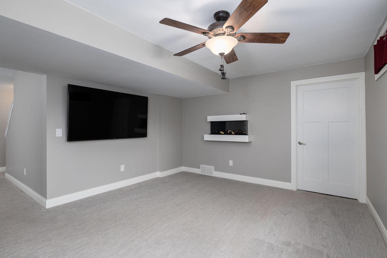 W7312 Sylvester ROAD