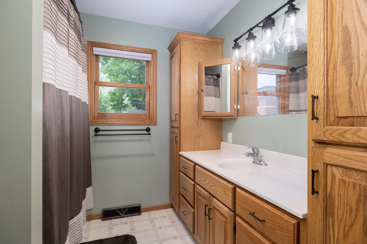 1526 Liberty St STREET