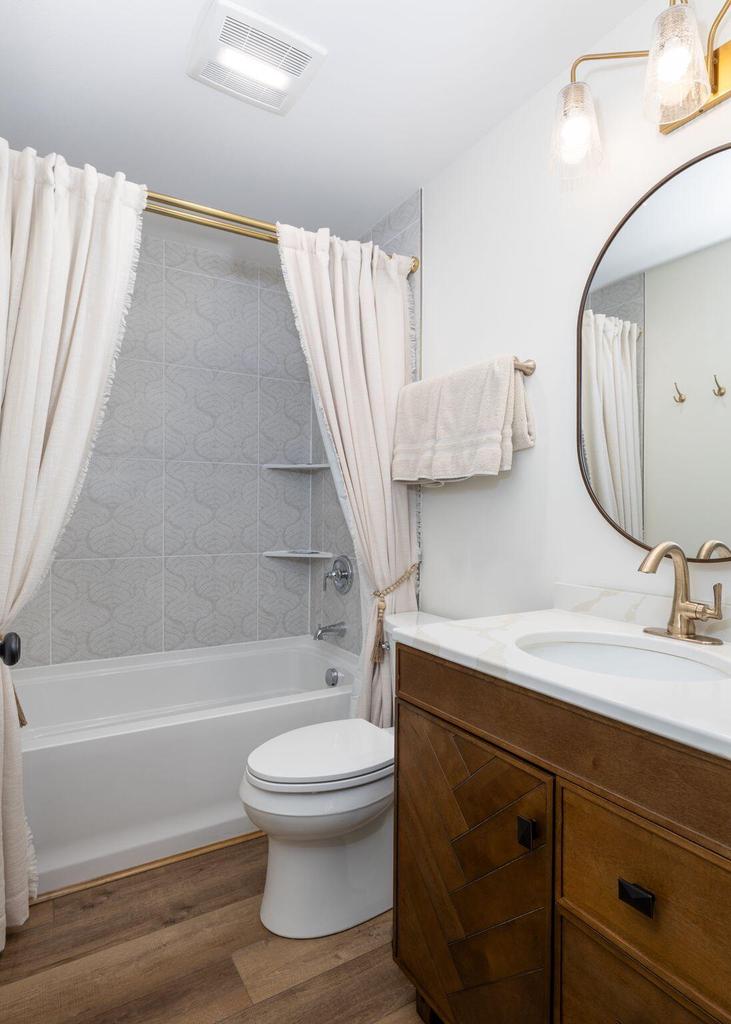 917 East Ave S AVENUE