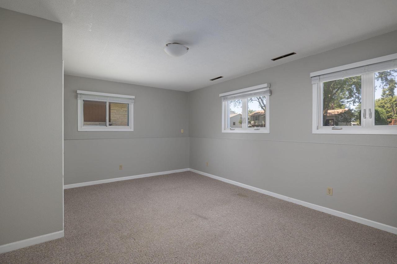 W5719 Heatherwood PLACE