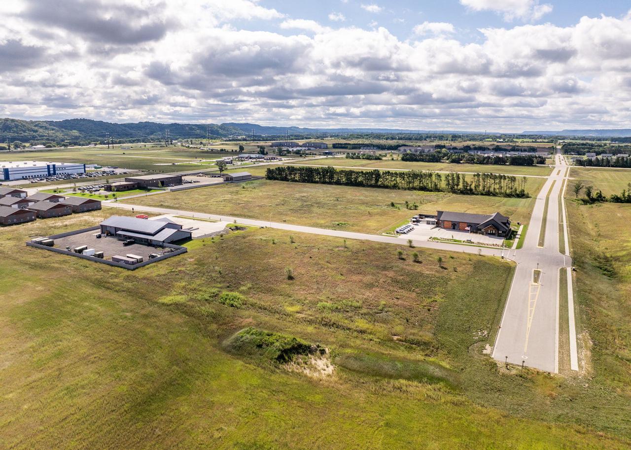 2603 ROTTERDAM STREET