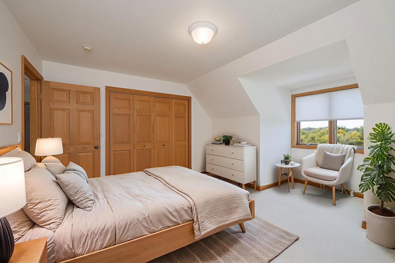 N1583 Meadow Ridge ROAD