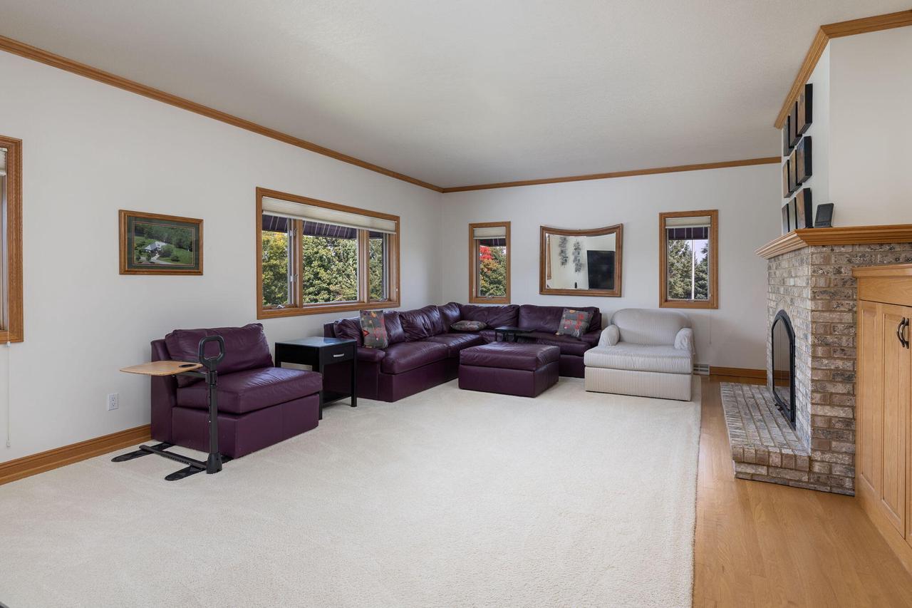 N1583 Meadow Ridge ROAD