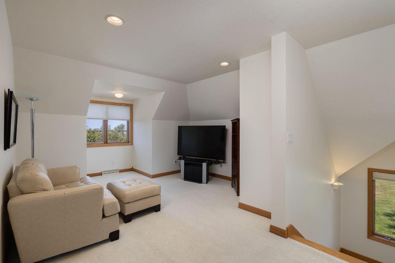 N1583 Meadow Ridge ROAD