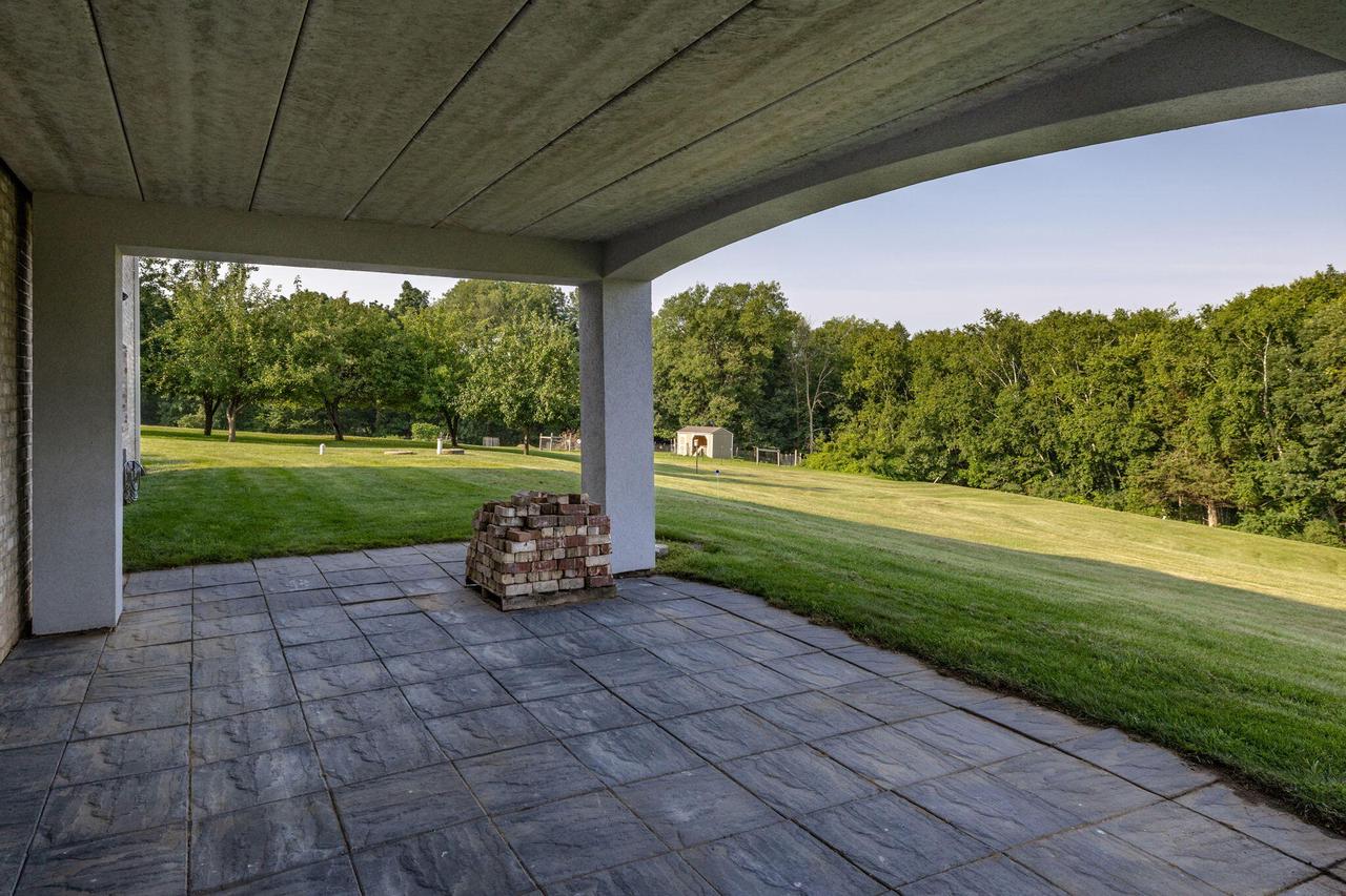 N1583 Meadow Ridge ROAD