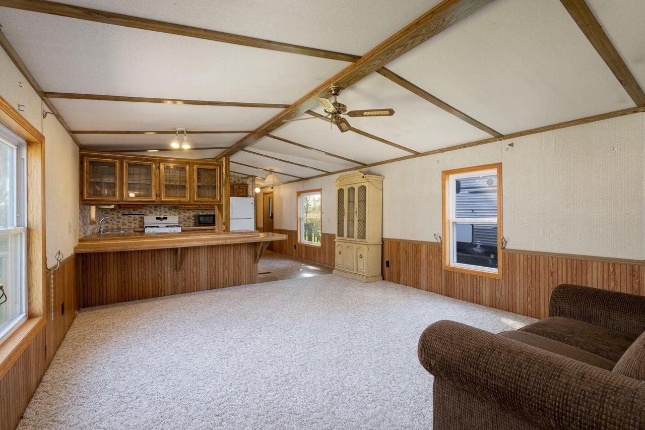 403 Green Acres AVENUE