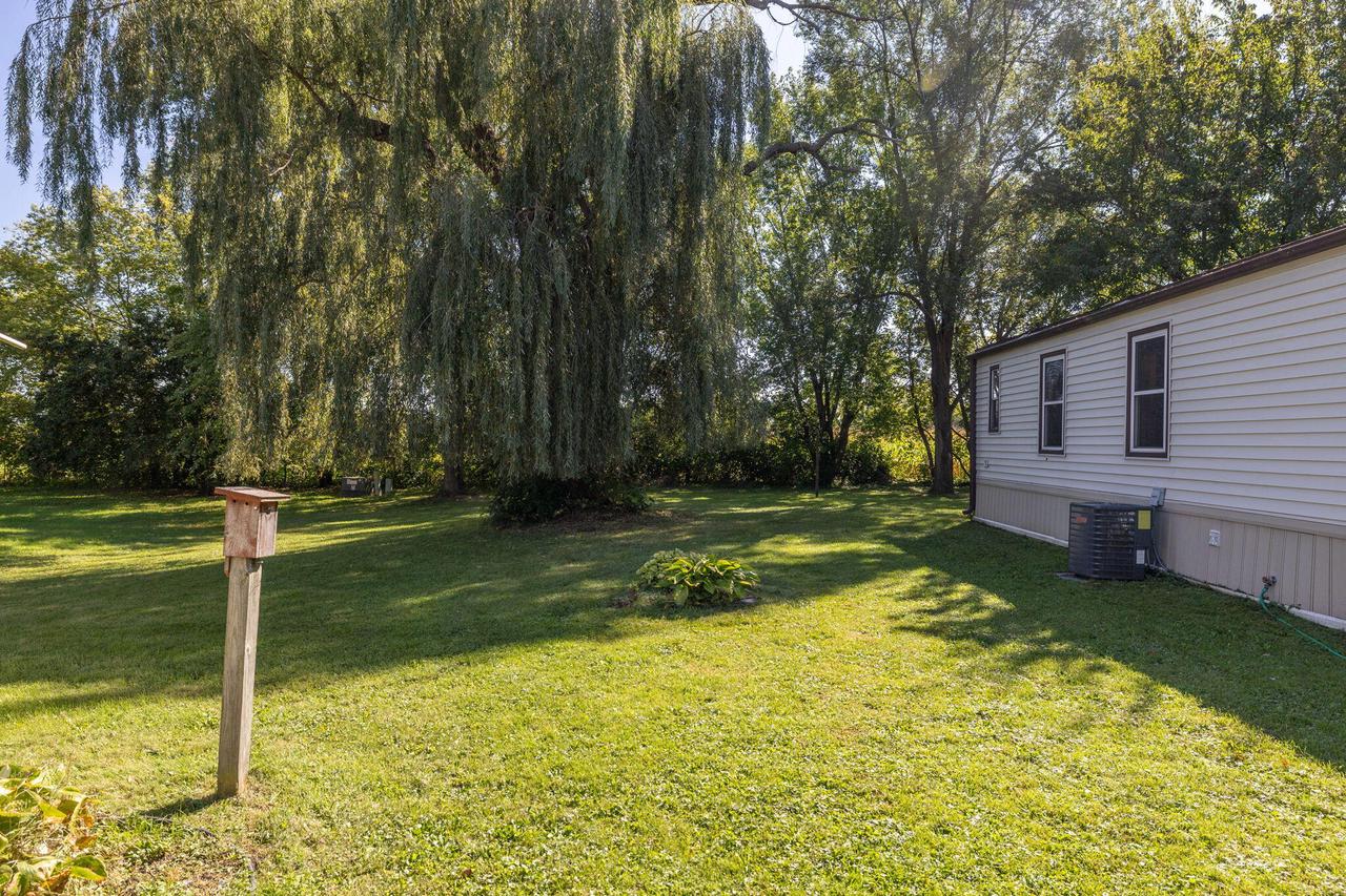 403 Green Acres AVENUE