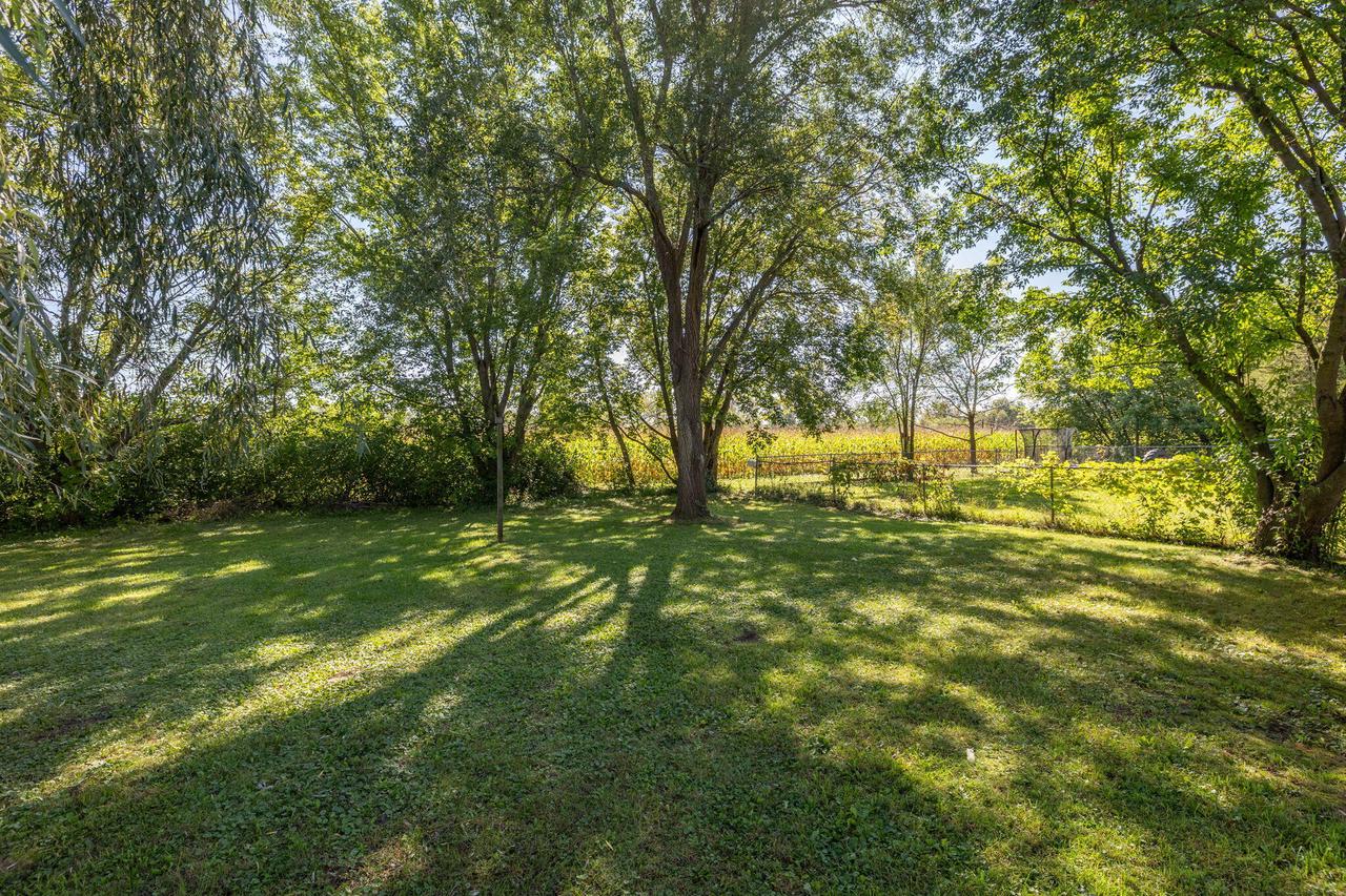 403 Green Acres AVENUE