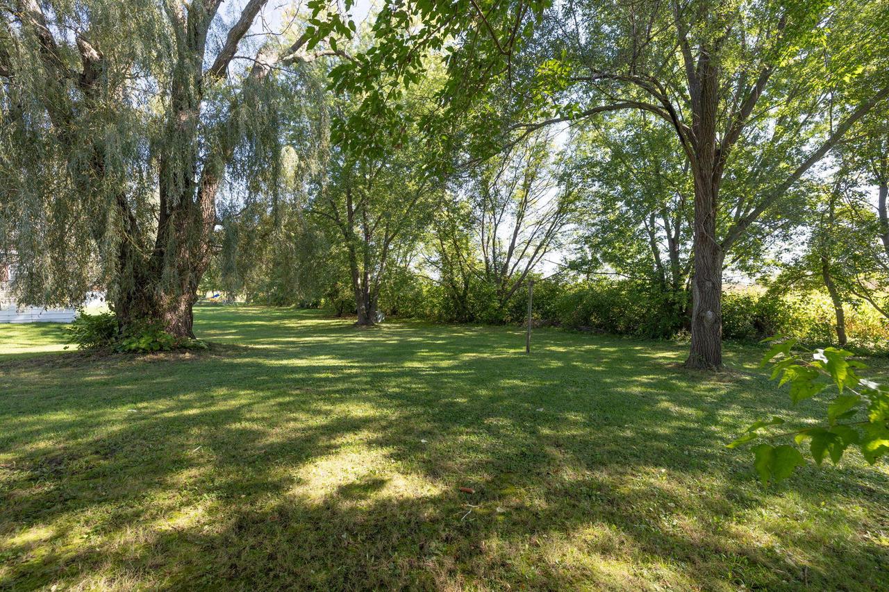 403 Green Acres AVENUE