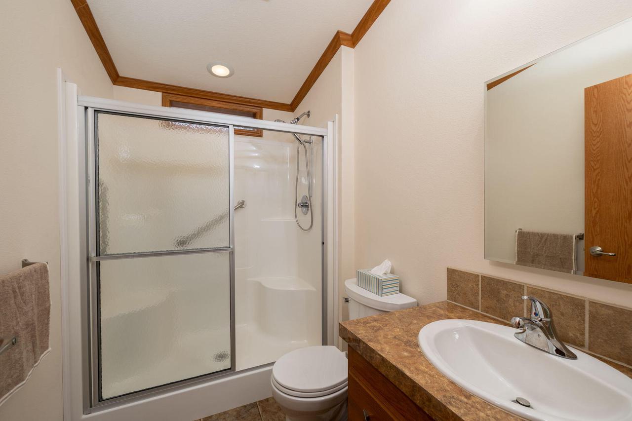 202 Alexander STREET