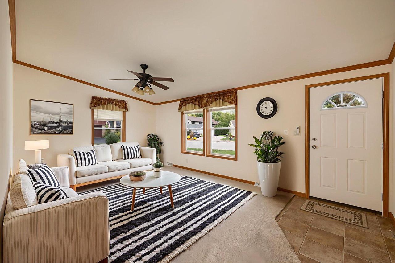 202 Alexander STREET