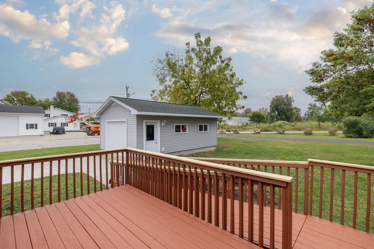 202 Alexander STREET