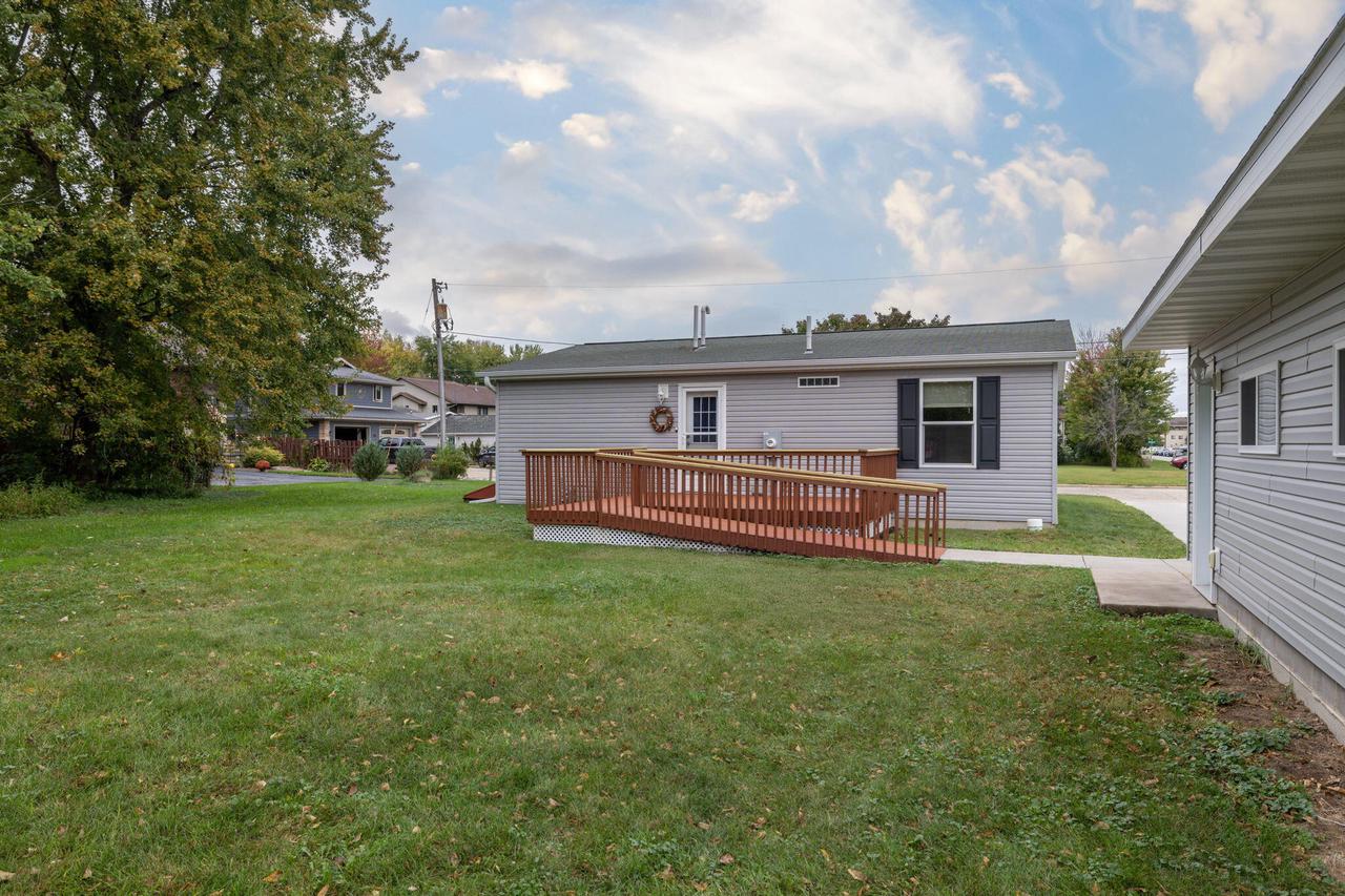 202 Alexander STREET