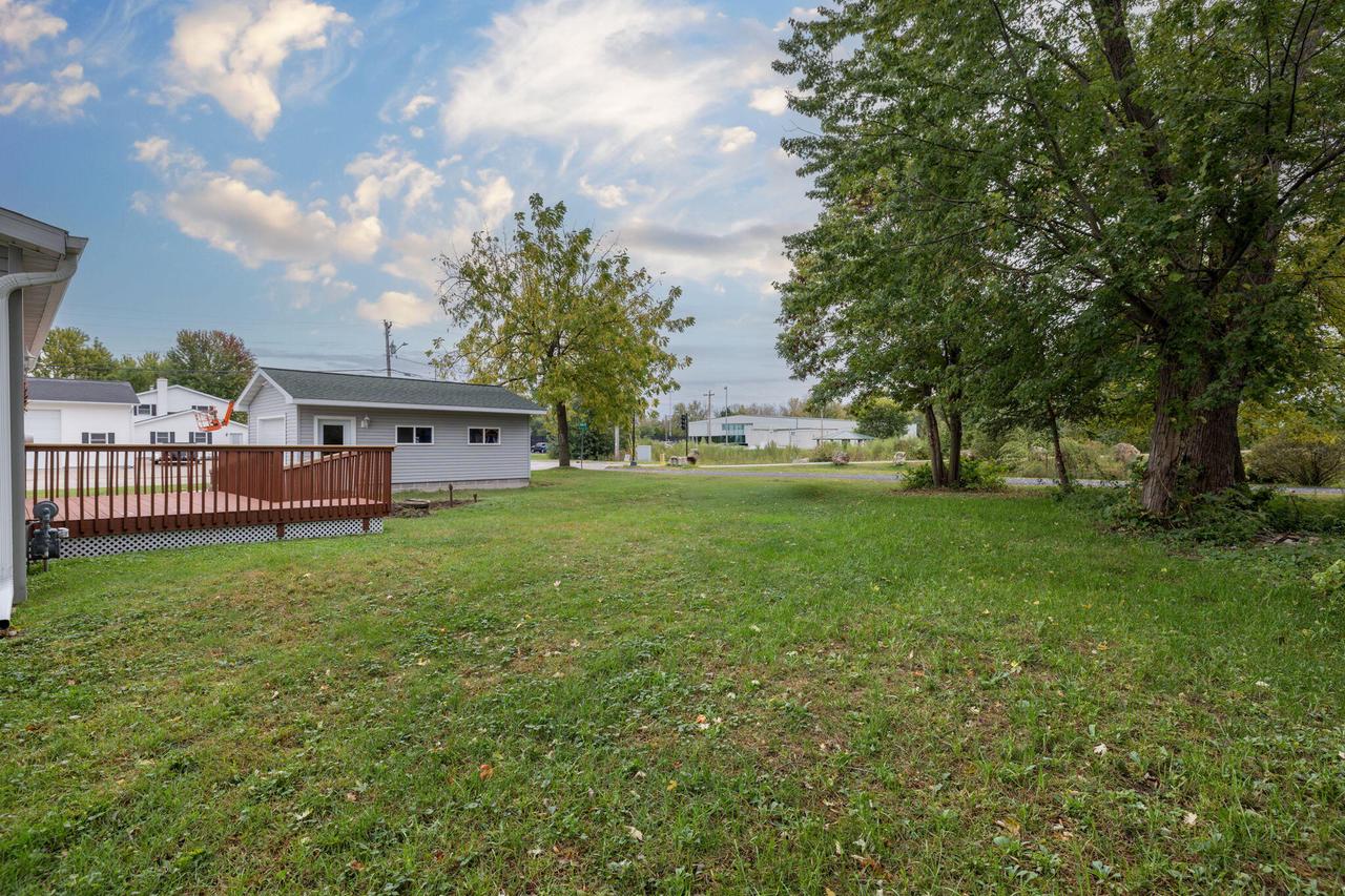 202 Alexander STREET