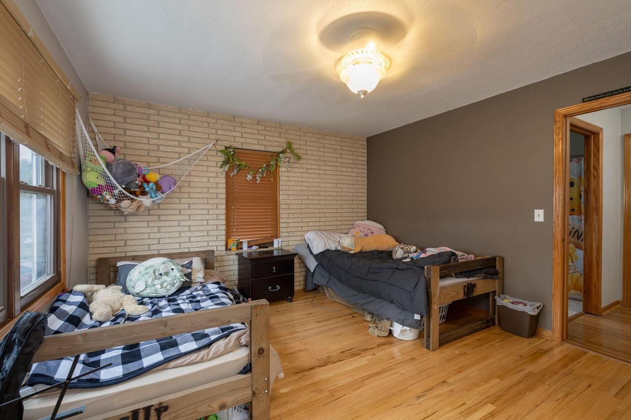 645 12th AVENUE NORTH North